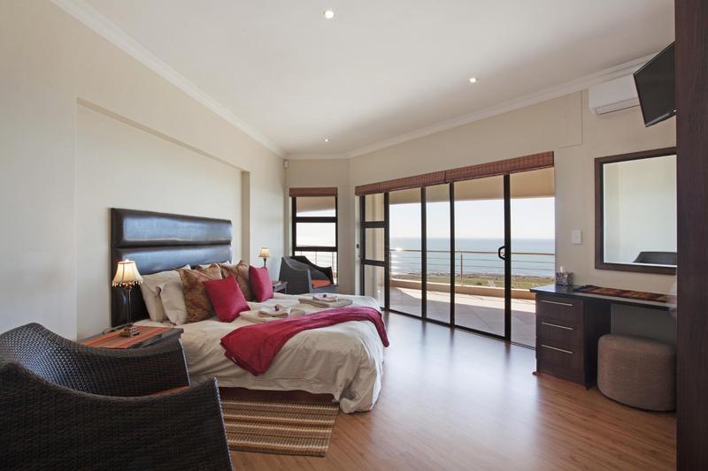 5 Bedroom Property for Sale in Blueberry Hill Western Cape